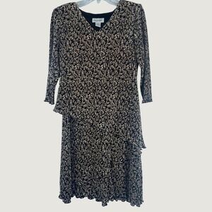 Connected Black Tan Leaf Print Plisse Tiered Ruffle Midi‎ Dress 10P R5571558P